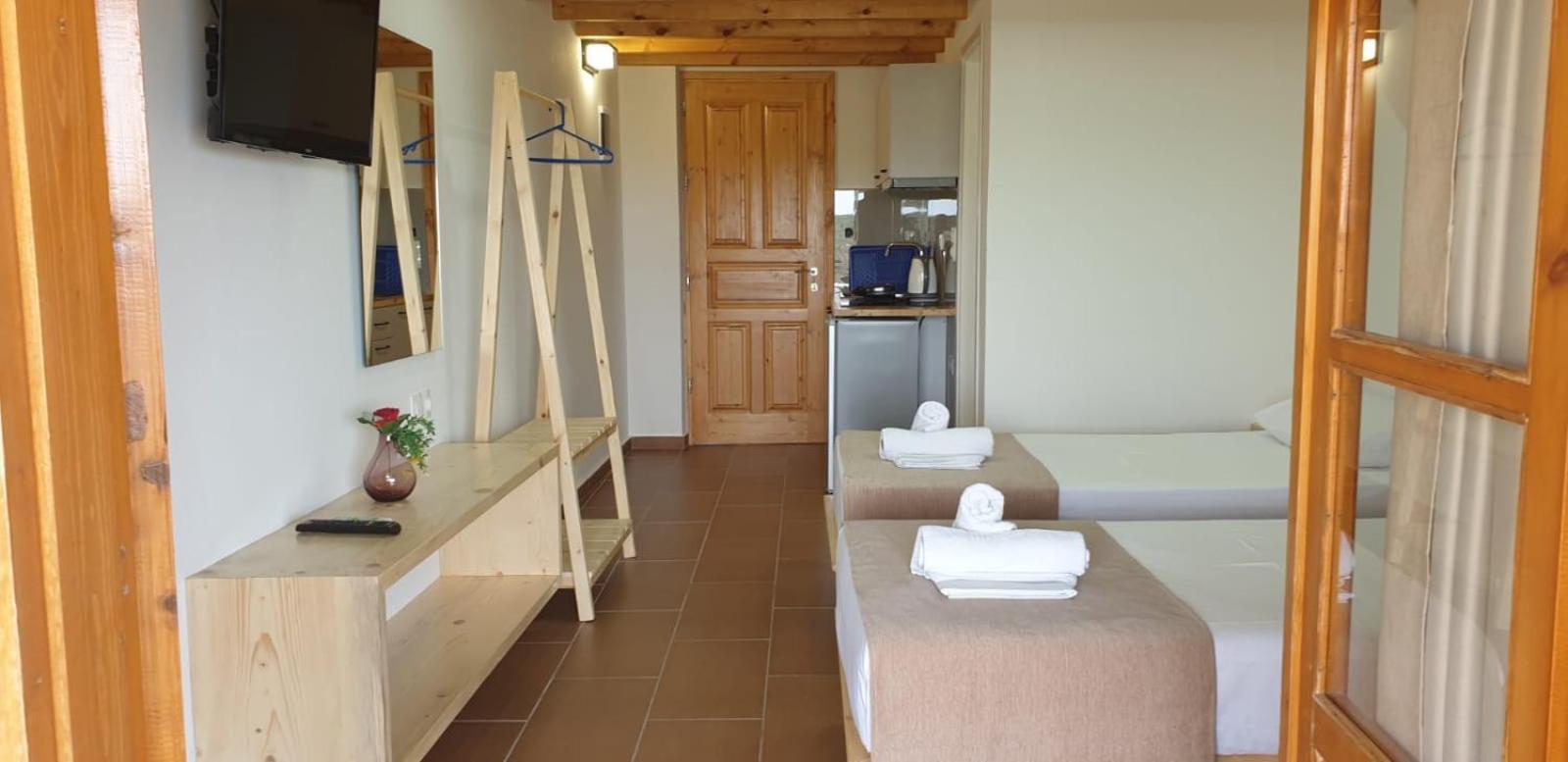 הימארה Apart-Hotel Llazari מראה חיצוני תמונה